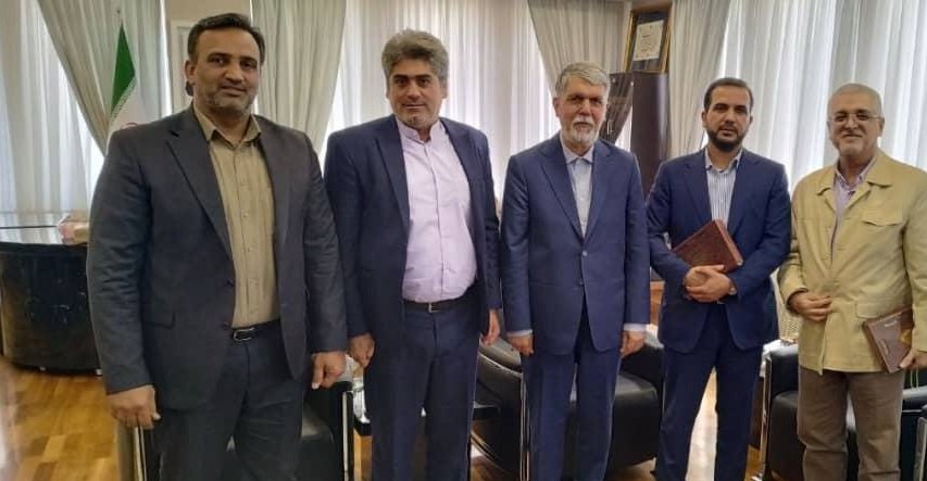 پیگیری افزایش حق بیمه رسانه‌ها؛ درخواست نماینده اهواز , رییس هیئت مدیره خانه مطبوعات کشور و خانه مطبوعات خوزستان
