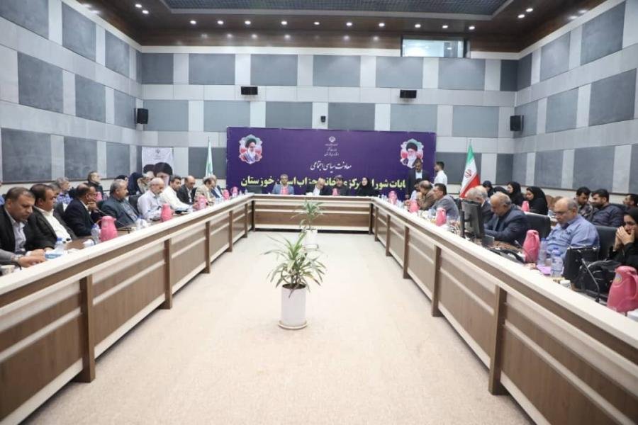معاون مدیر کل سیاسی وزارت کشور: اهتمام وزارت کشور حرکت در کنار احزاب است