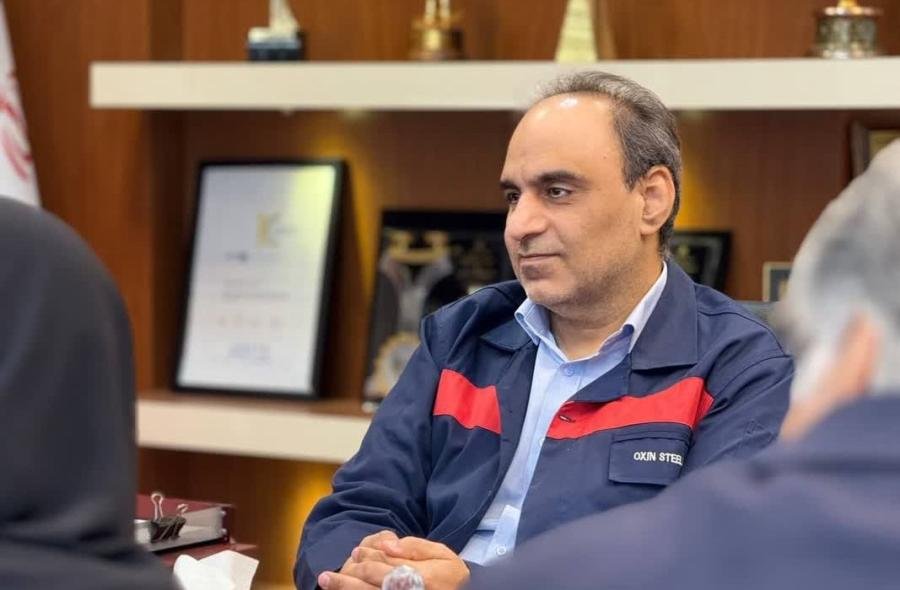 مدیرعامل فولاد اکسین خوزستان؛ توسعه جامعه با توسعه آموزش و پرورش محقق خواهد شد
