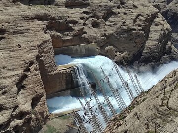 سد دز نقش تعیین کننده‌ای در پایداری شبکه برق کشور دارد